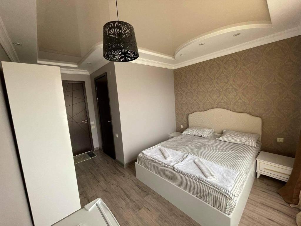 Friendship room 5